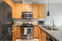 205 15988 26 AVENUE - thumbnail 19