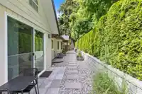 2413 128 STREET - thumbnail 30