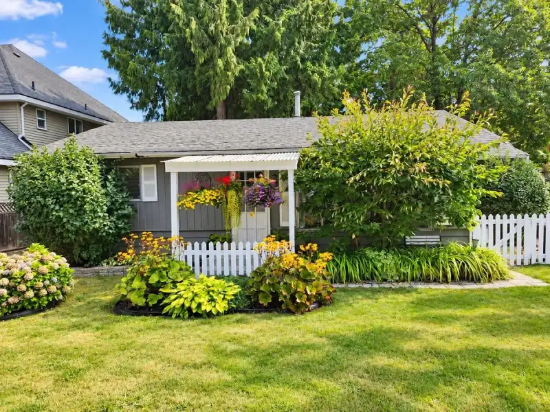 2320 153A STREET - photo 1 of 1