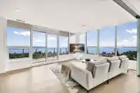 905 1342 JOHNSTON ROAD - thumbnail 1