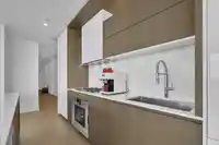 905 1342 JOHNSTON ROAD - thumbnail 17