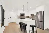 309 3528 146A STREET - thumbnail 4