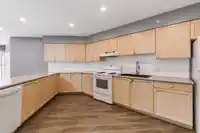 306 15233 PACIFIC AVENUE - thumbnail 18