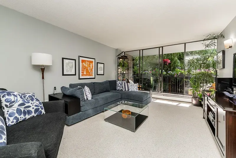 203 9320 PARKSVILLE DRIVE - photo 2 of 25