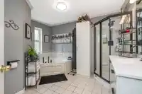 201 14934 THRIFT AVENUE - thumbnail 14