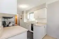 #304 1351 MARTIN STREET - thumbnail 14