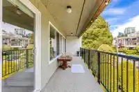#304 1351 MARTIN STREET - thumbnail 37