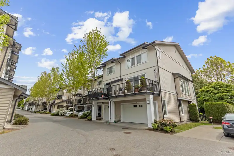 23 2450 161A STREET - photo 2 of 38