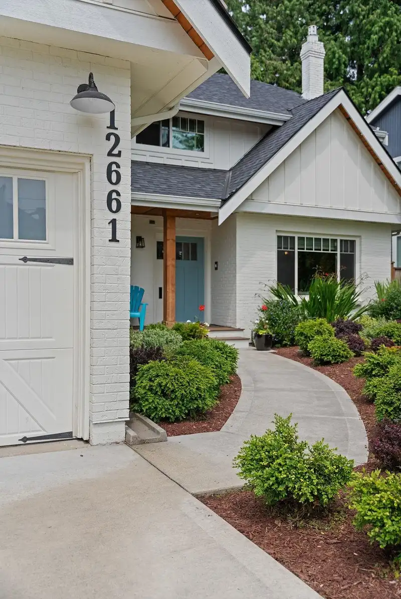 12661 20 AVENUE - photo 3 of 40