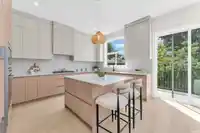 101 14388 17A AVENUE - thumbnail 13
