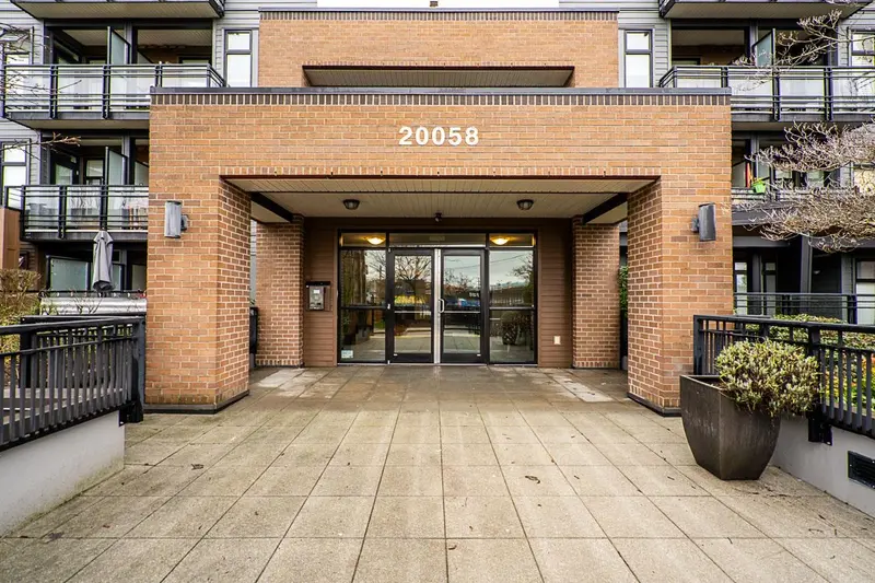 103 20058 FRASER HIGHWAY - photo 4 of 25