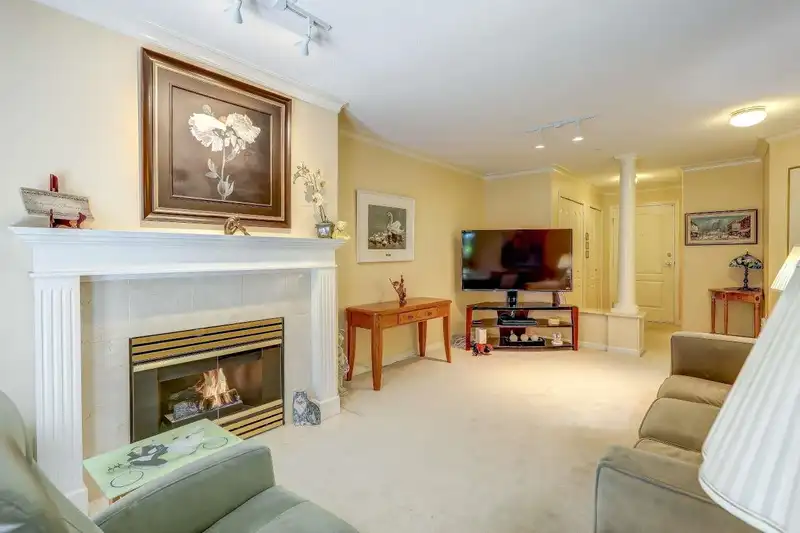 308 1929 154 STREET - photo 4 of 40