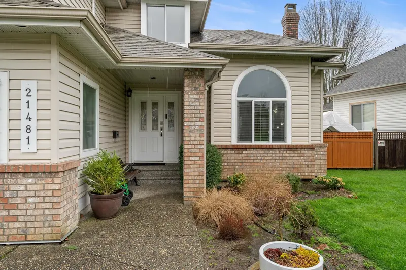 21481 TELEGRAPH TRAIL - photo 4 of 25