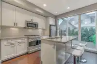 211 2501 161A STREET - thumbnail 3