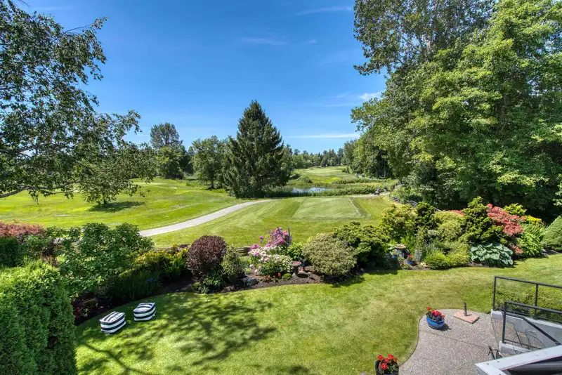 16105 MORGAN CREEK CRESCENT - photo 2 of 40