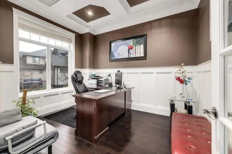 14611 36B AVENUE - photo 2 of 32