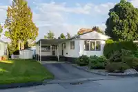 255 1840 160 STREET - thumbnail 16