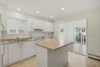 863 LEE STREET - thumbnail 33