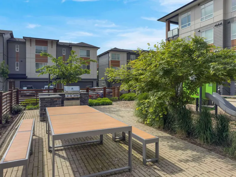 209 19935 75A AVENUE - photo 2 of 17