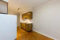 219 1442 BLACKWOOD STREET - thumbnail 13