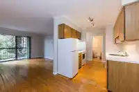 219 1442 BLACKWOOD STREET - thumbnail 15