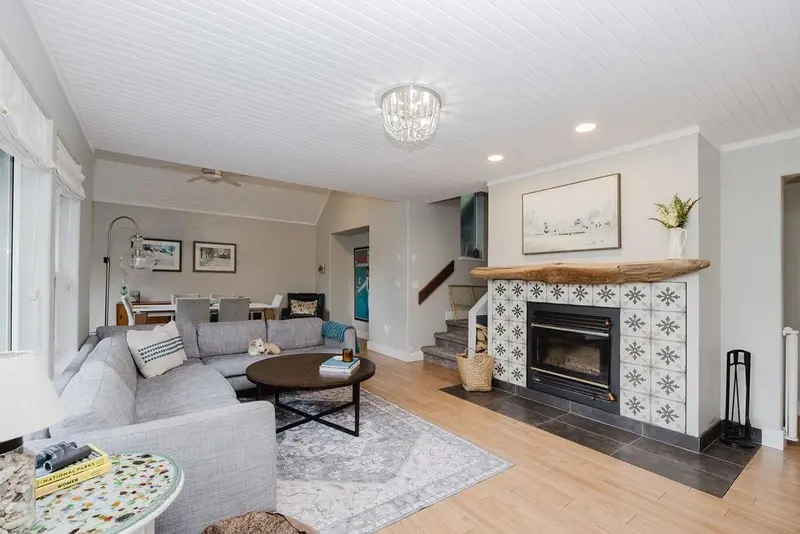 7004 SKANA CRESCENT - photo 2 of 25