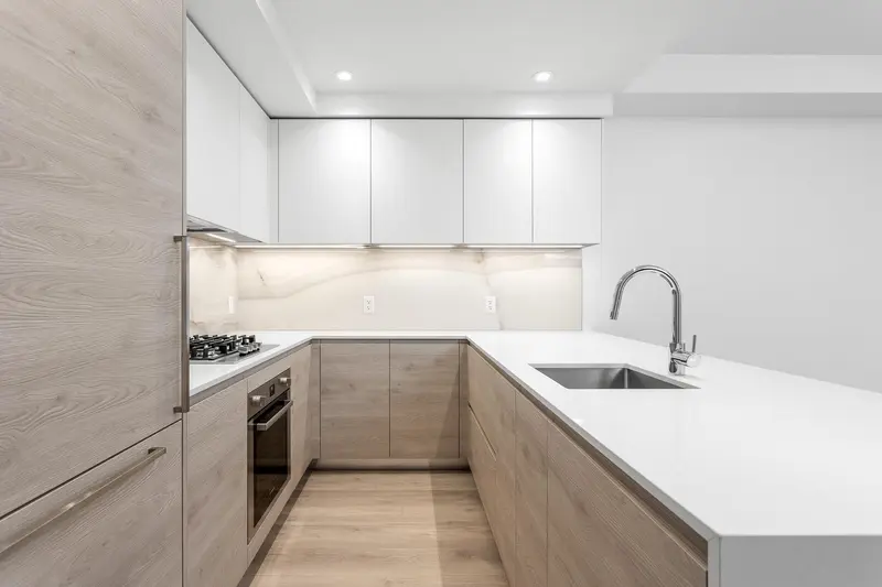 3205 680 QUAYSIDE DRIVE - photo 3 of 22