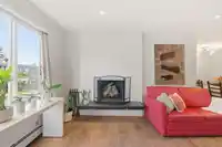 301 1381 MARTIN STREET - thumbnail 2