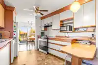 15869 YORKSHIRE PLACE - thumbnail 17