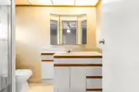 15869 YORKSHIRE PLACE - thumbnail 4