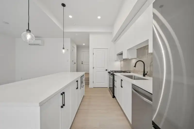 111 3465 146A STREET - photo 3 of 16