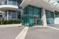 1102 1500 MARTIN STREET - thumbnail 5