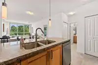 232 15918 26 AVENUE - thumbnail 6