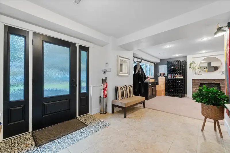 12682 26 AVENUE - photo 2 of 40