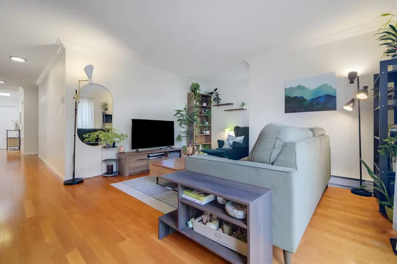 301 1868 E 11TH AVENUE - photo 4 of 22