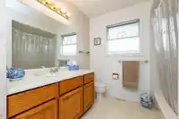 963 HABGOOD STREET - thumbnail 22