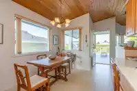 963 HABGOOD STREET - thumbnail 7