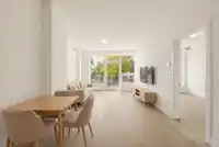 212 1342 JOHNSTON ROAD - thumbnail 6