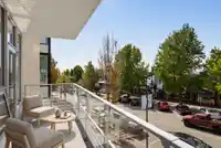 212 1342 JOHNSTON ROAD - thumbnail 7