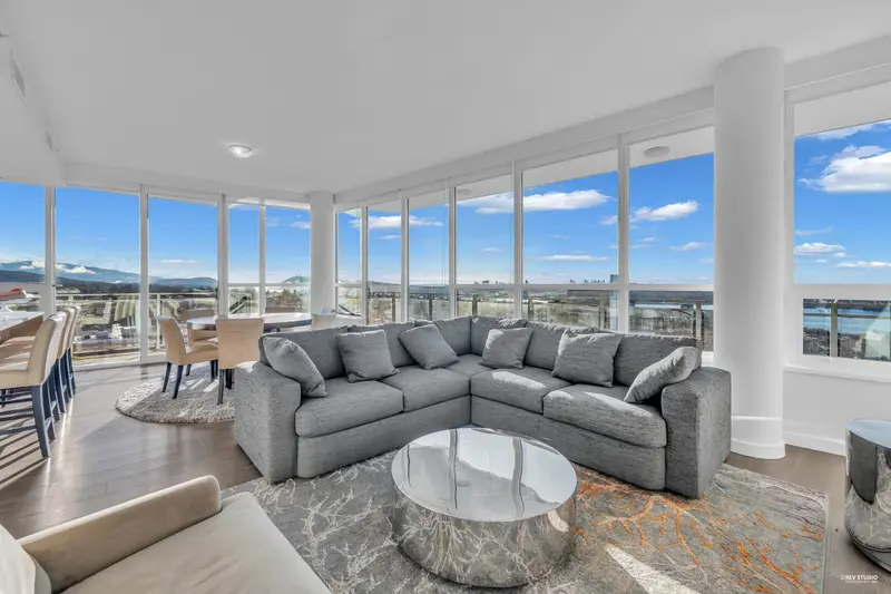 2301 125 E 14TH STREET - photo 4 of 25