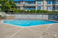 205 1850 SOUTHMERE CRESCENT - thumbnail 3