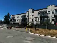 205 1850 SOUTHMERE CRESCENT - thumbnail 10