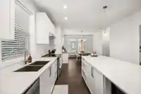 42 1708 KING GEORGE BOULEVARD - thumbnail 10