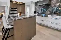 206 1501 VIDAL STREET - thumbnail 3
