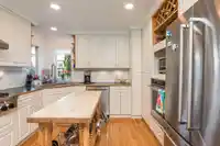 980 164 STREET - thumbnail 8