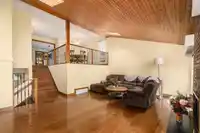 14581 17 AVENUE - thumbnail 6