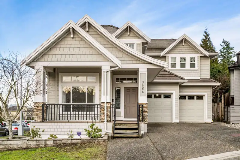 3456 147A STREET - photo 1 of 39