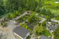 511 176 STREET - thumbnail 34