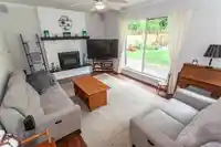 14581 18 AVENUE - thumbnail 11