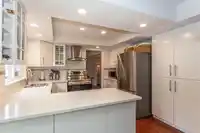 14581 18 AVENUE - thumbnail 4